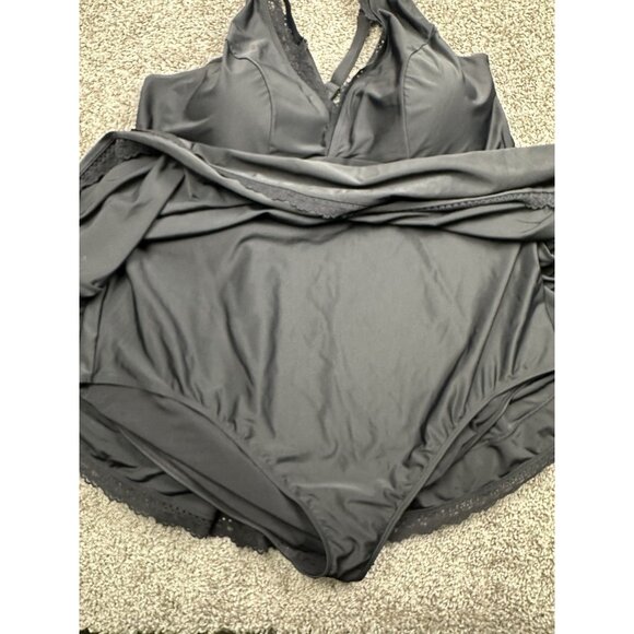 Torrid Women's Lace Trimmed Wireless‎ Black V-Neck Swim Dress with Brief Size 5 - Picture 3 of 8